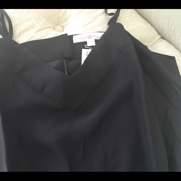 Alice & Trixie Sleeveless Silk Short Jumpsuit, Blk - Picture 7 of 8